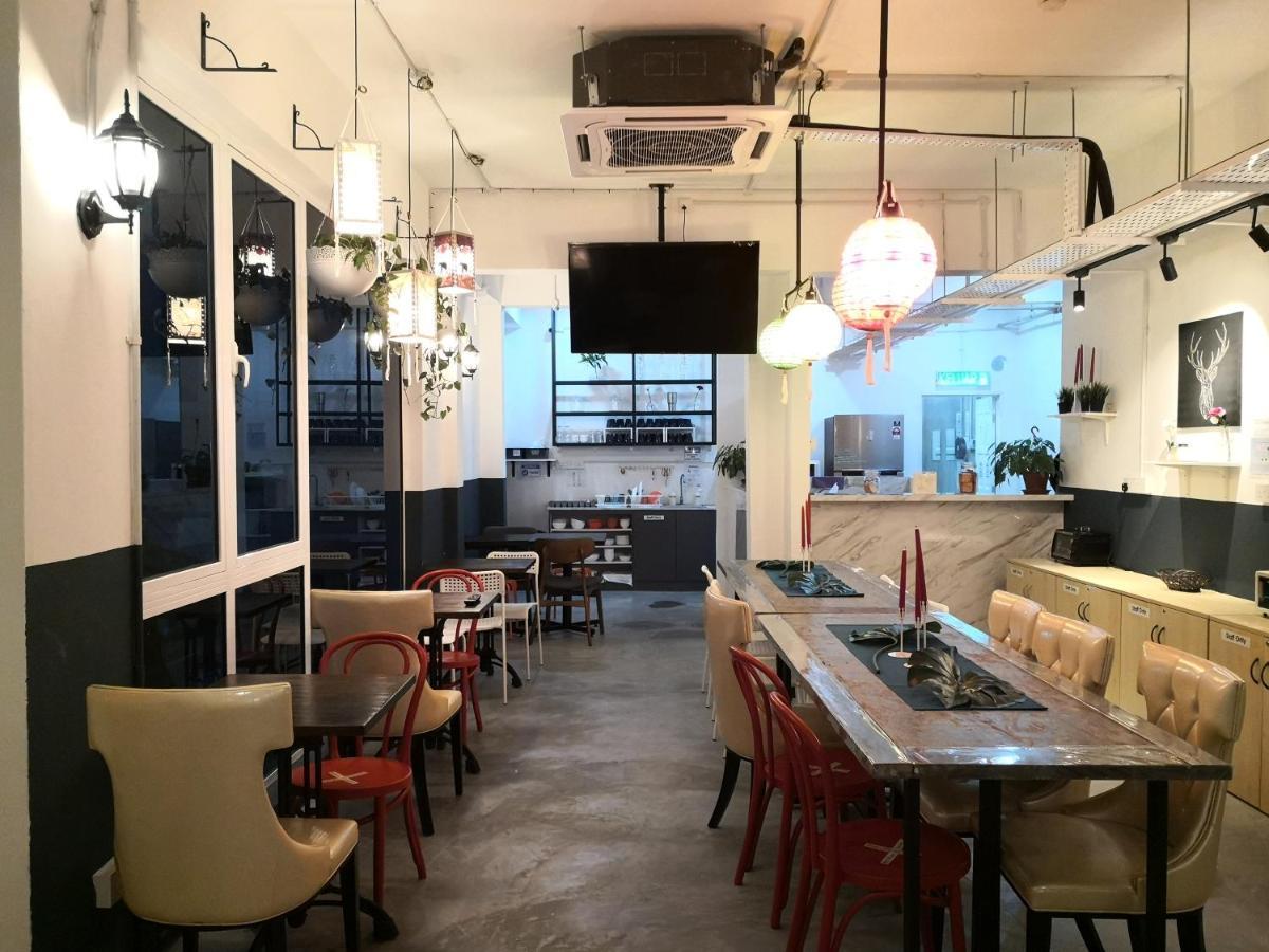 Attrus Bed & Breakfast Johor Bahru Exterior photo