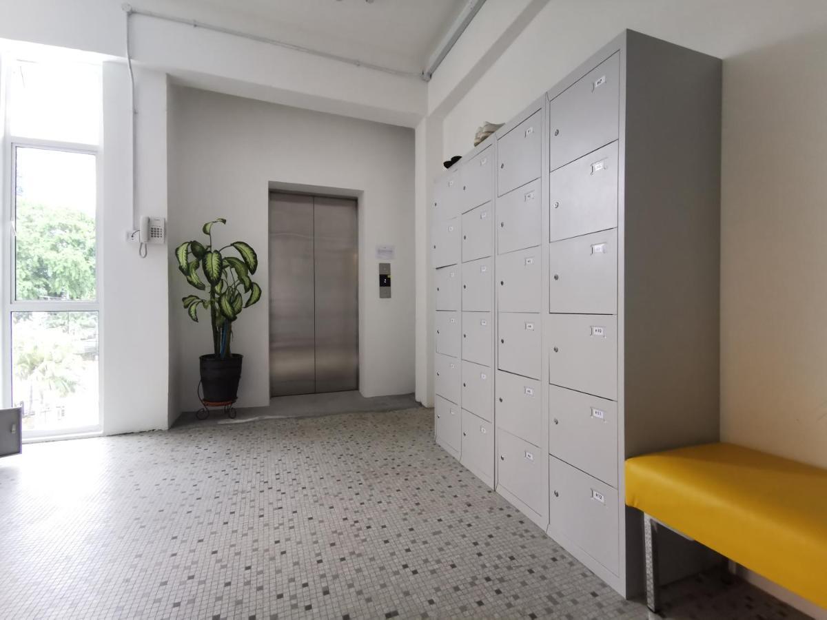 Attrus Bed & Breakfast Johor Bahru Exterior photo